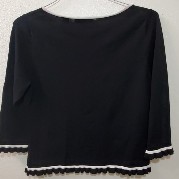 Kate Hill • Adorable Classy Blouse w/ Bow - Picture 4 of 5